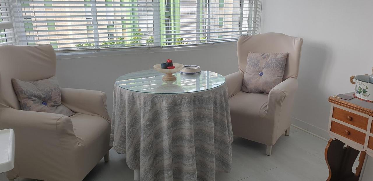 Piso 110M² En El Palo Con Parking Cerca De La Playa Appartement Málaga Buitenkant foto
