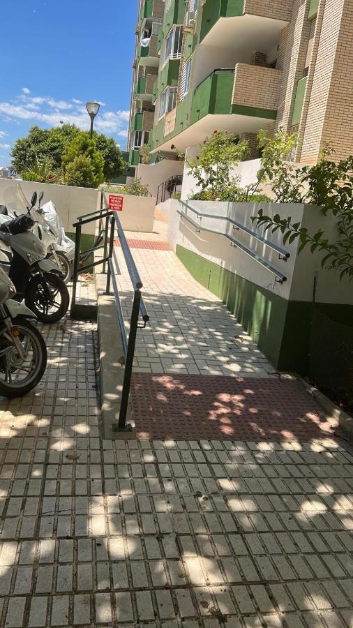 Piso 110M² En El Palo Con Parking Cerca De La Playa Appartement Málaga Buitenkant foto